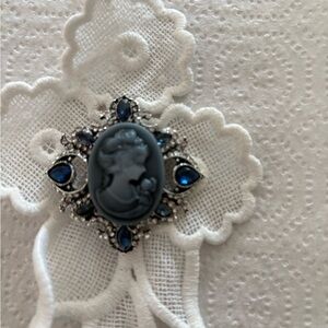 Blue Cameo Brooch with Silver-Tone Filigree and Deep Blue Accents NEW